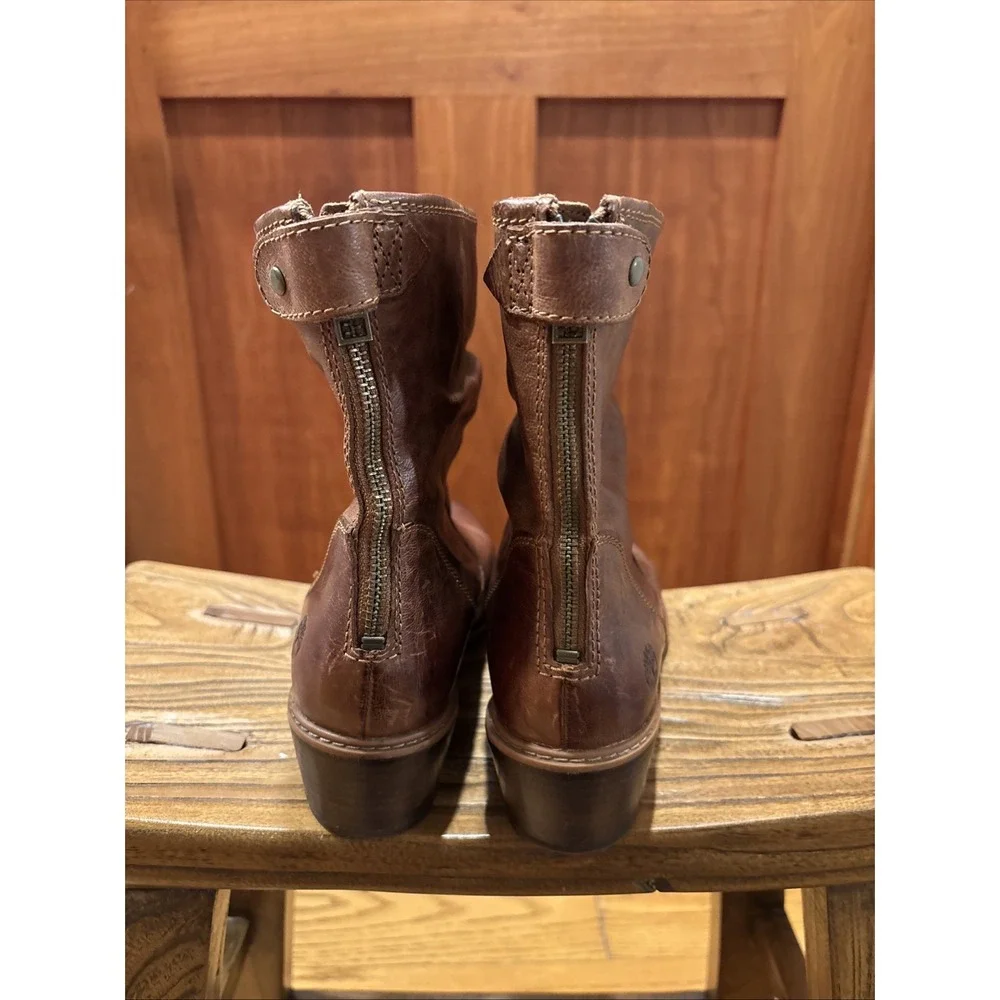 Timberland Leather Water Proof Booties Ankle Zip In The Back Brown Boots 7.5